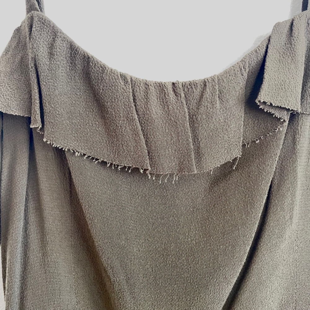 Reformation Frida Army Green size 8 - Picture 8 of 8